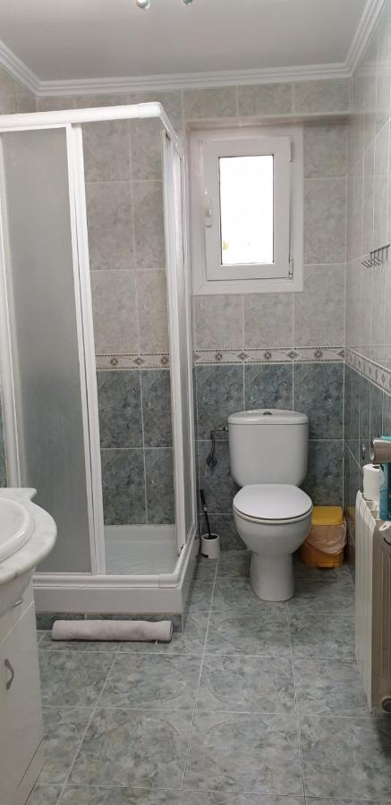 Apartment For 6 People. Валенсия Екстериор снимка